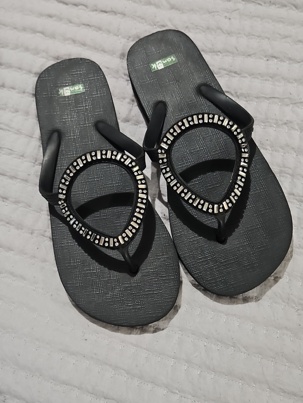 Sanuk Black Jeweled Women's Flip Flops - Casual Summer Sandals Sz 12
